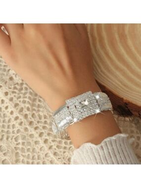 Sparkling Square Shaped Full Rhinestone Spring Open Silver Bracelet